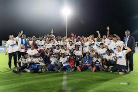 你永远想不到库里可以用什么方法把球送进篮筐，这就是天赋