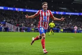 布克绝杀！太阳险胜雄鹿迎四连胜阿杜38分创历史之夜